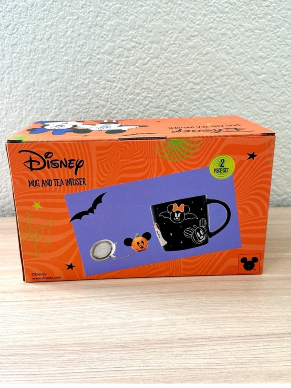 Disney Mickey & Minnie Mouse
Halloween Pumpkin Mug Tea Infuser 2
Piece Set - Picture 3 of 6